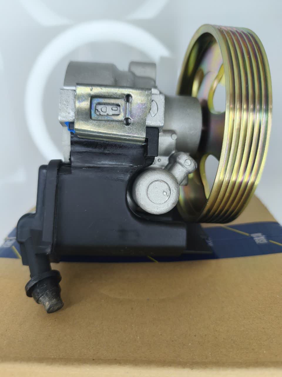 پمپ هیدرولیک فرمانTu5.Tu3 ایساکو شرکتی