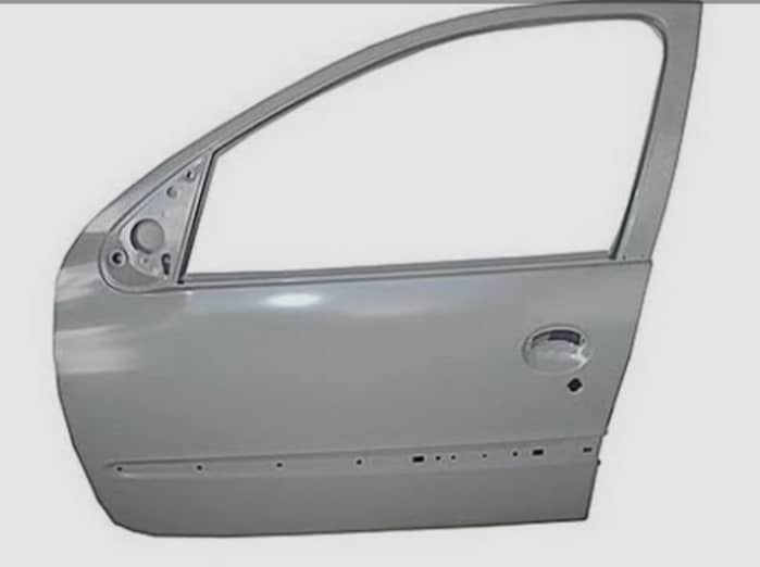 در جلو چپ۲۰۶ شرکتی ایساکو