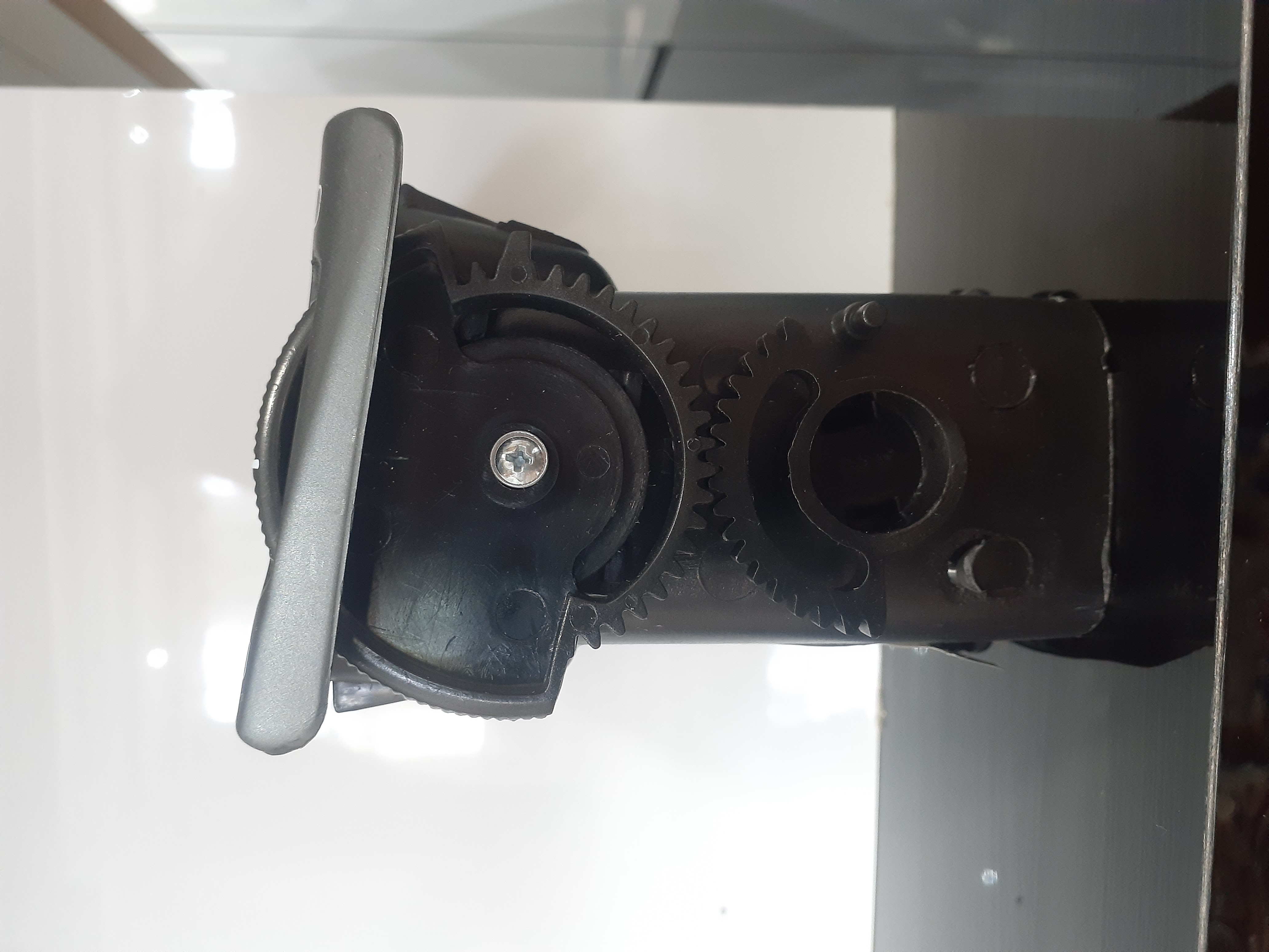 دریچه هوای داشبورد۴۰۵چپ مشکی قدیم  ۳۷۰۱۰۱۰۹