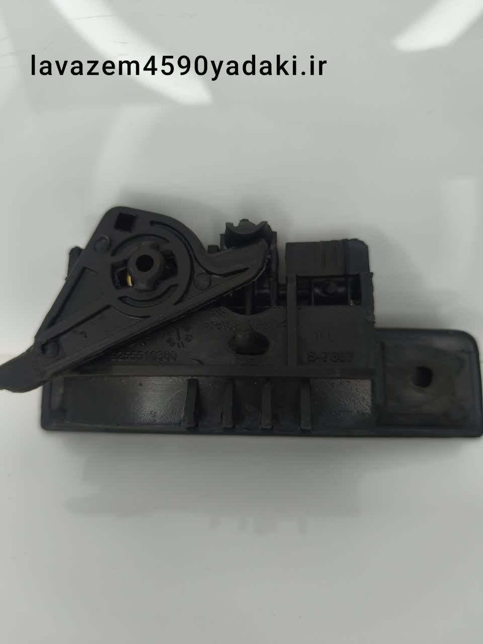 دستگیره دربازکن بیرون چپ۴۰۵.پارس مشکی ایساکو(َشرکتی)۰۶۳۰۴۰۰۱۹۹